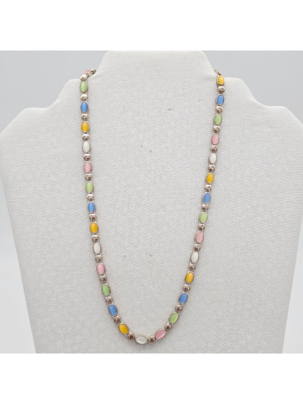 Vintage Multicolor Pastel Beaded Necklace With Silver-Tone Chain Adjustable Leng